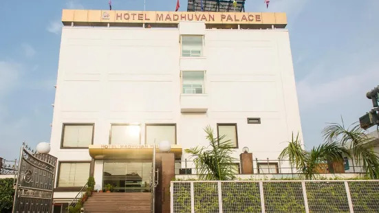 Hotel Madhuvan Palace