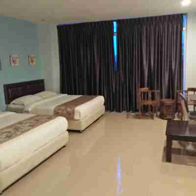 Tiong Hua Hotel Rooms