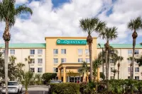 La Quinta Inn & Suites by Wyndham Melbourne Viera Hotels in Brevard County