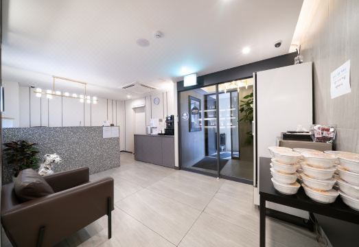 2. 신트라호텔..