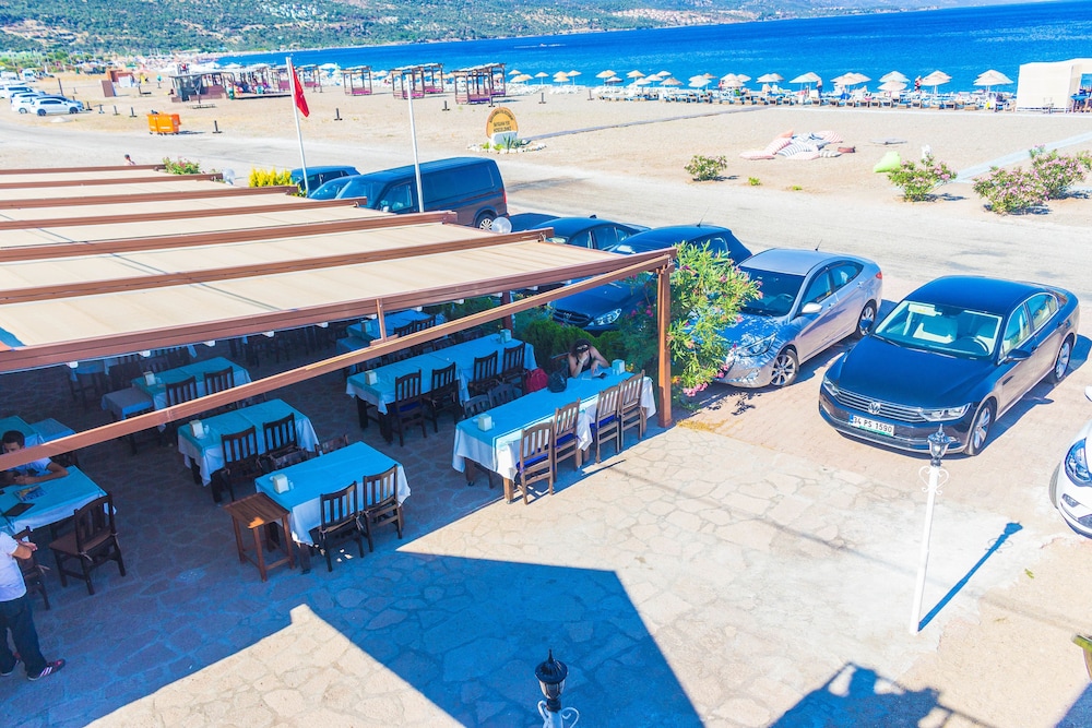 Assos Kadırga Otel