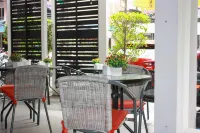 Islanda Hotel Patong - 3 stjerner