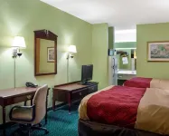 Econo Lodge Canton I-55