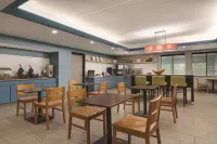 Country Inn & Suites by Radisson, Port Clinton, Oh Hotels in Portage Township