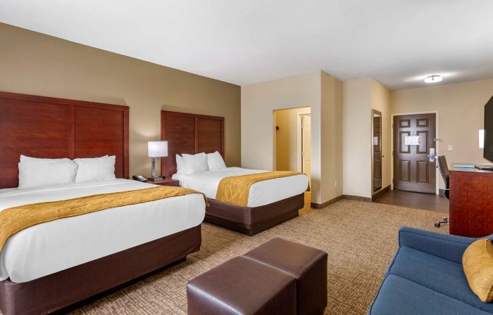 Comfort Suites