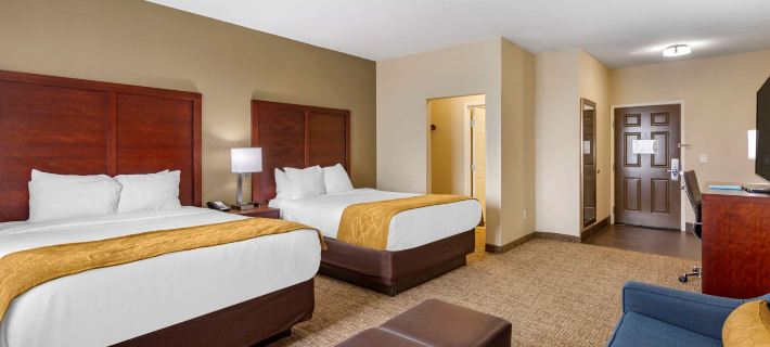 Comfort Suites Hotels in Clarksville