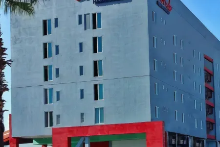 Hotel El Dorado Hermosillo Отели рядом с достопримечательностью «Museum of Popular Cultures of Sonora»