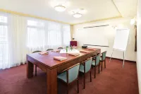 Interhotel Central Отели в г. Карловы Вары