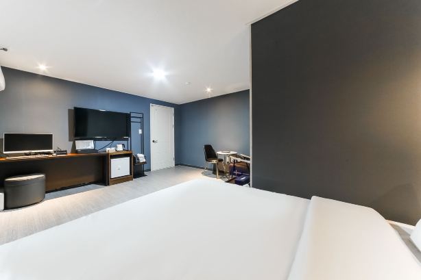 Busan Choeup Yuna Hotel