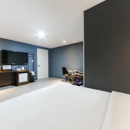 Busan Choeup Yuna Hotel