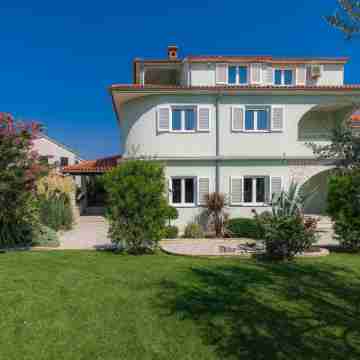 Salamander Hotel Exterior