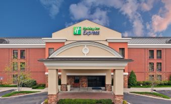 Holiday Inn Express & Suites Nashville - Brentwood I-65