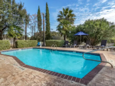Comfort Inn & Suites Texas Hill Country Hotels in Kendall County