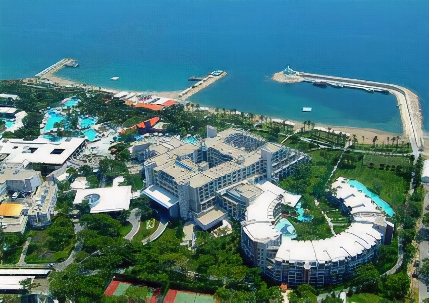 Rixos Sungate