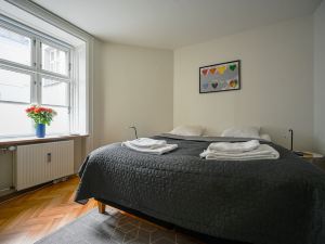 Sanders Frontier - Nice 2-Bdr Apt Near Harbour