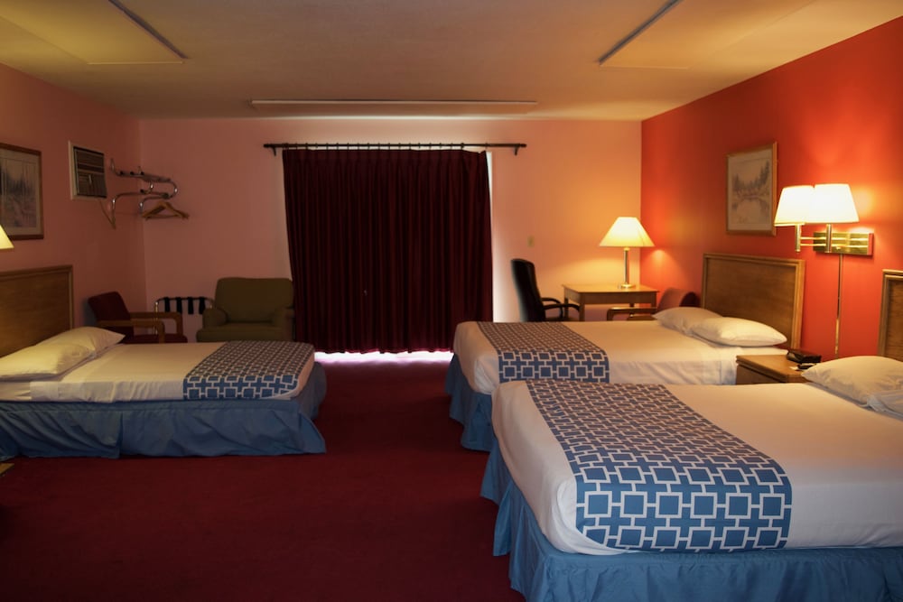 AmeriVu Inn and Suites - St. Croix Falls