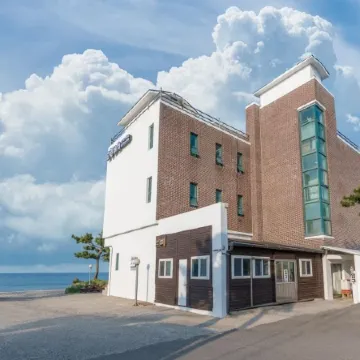 Yangyang Green Beach Pension