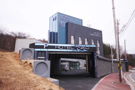 Chilgok Waegwan Zenpus Hotels near Yangmok Station