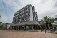 Lake Front Hotel Mirage Các khách sạn ở Riva del Garda