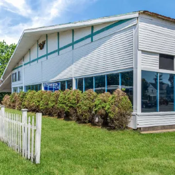 Americas Best Value Inn & Suites-Hyannis/Cape Cod