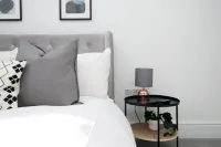 Eveswell Studios | Comfort | Studio 10