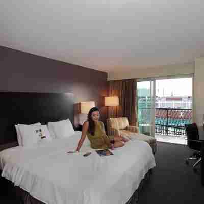DoubleTree by Hilton Hotel El Paso Downtown Rooms