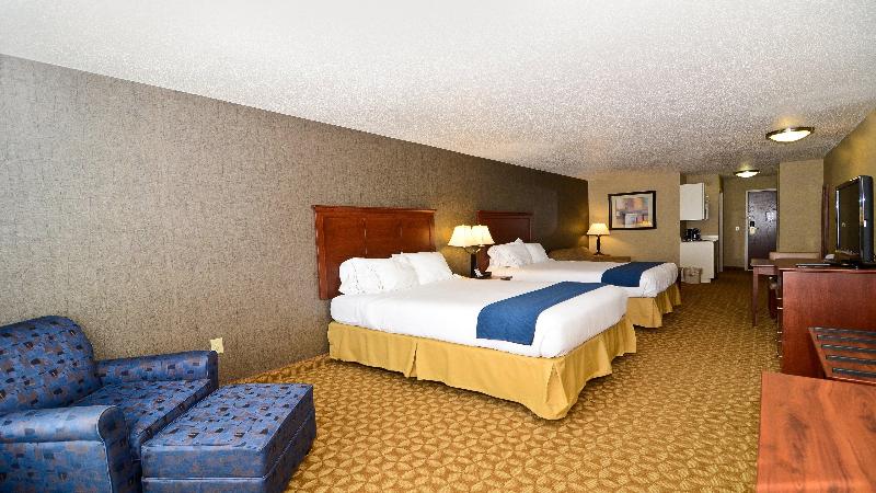 Holiday Inn Express Hotel & Suites Fort Atkinson, an Ihg Hotel