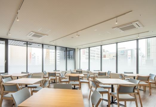 호텔 아마넥의 대욕장 입구 또는 휴게 공간