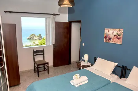 Large Apartment Tonia with Sea View - Pelekas Beach, Corfu