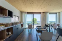 Insula Felix - Camera Deluxe MatrimonialeDoppia con Letti Singoli con Vista Lago - Alloggi