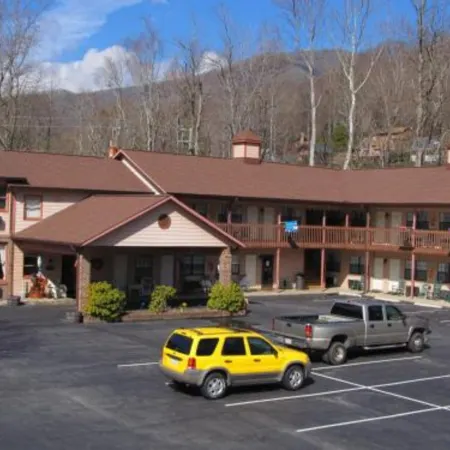 Jonathan Creek Inn and Villas