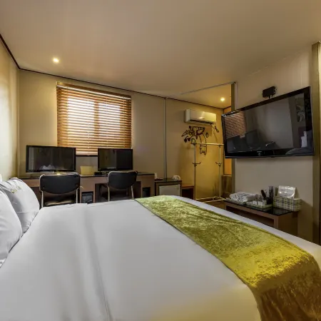Chakan Hotel