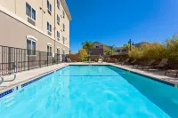 Holiday Inn Express & Suites Los Angeles Airport Hawthorne - Pools