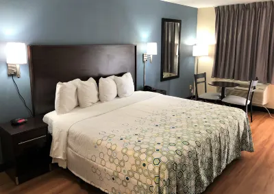 ホームタウン スタジオズ バイ レッド ルーフ ボーデンタウン - マクガイア AFB ウィルミントン大学 - ジョイント・ベース・マクガイル＝ディックス＝レイクハースト周辺のホテル