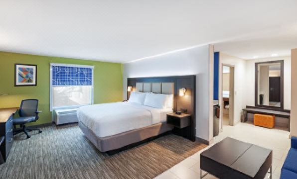 Holiday Inn Express & Suites BATON ROUGE EAST by IHG