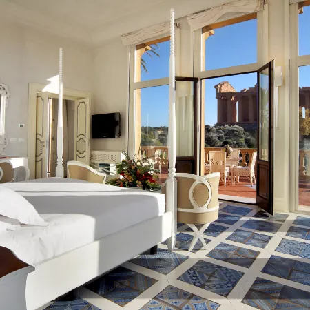 Villa Athena Resort