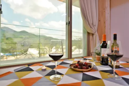 Gokseong Joeunsesang Resort Glamping Pension Отели рядом с достопримечательностью «Gajeong-Yeog»