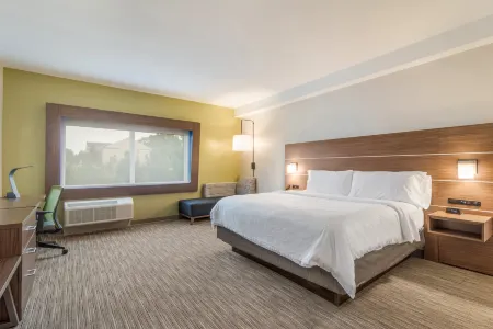 Holiday Inn Express & Suites Asheboro