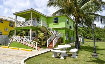 Best E Villas Prospect St James