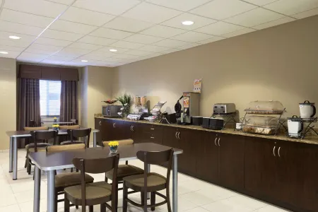 Microtel Inn & Suites by Wyndham Odessa