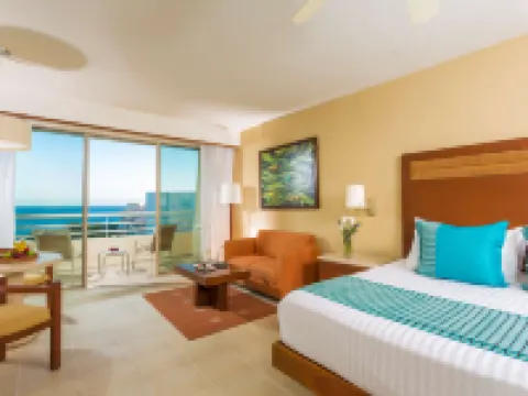 GR Solaris Lighthouse - All Inclusive Hotels in San Jose del Cabo