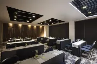 كريستال جراند سويتس إينسورخينتيس فنادق في مكسيكو سيتي