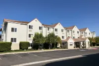 Microtel Inn & Suites by Wyndham Morgan Hill/San Jose Area Отели в г. Морган Хилл