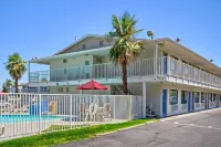 Motel 6 Fresno, CA - Blackstone North Hotels in Fresno County