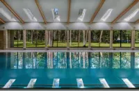 Columna Medica - Pool