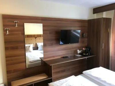 Hotel Post Hotels in Kelkheim