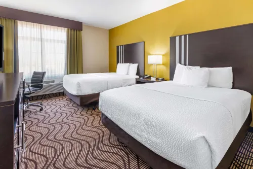 La Quinta Inn & Suites by Wyndham Artesia Hotel di Artesia