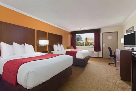 Ramada by Wyndham Tampa Westshore Airport South