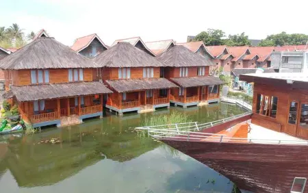 Hotel Tirta Kencana Cipanas Garut Отели в г. Tarogong Kaler