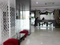 Rudy's Tanglin Orchard Apartment Hotels in Wiyung
